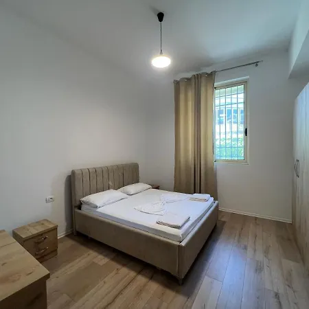 My Big Family - 2 Bedroom Apartment - Accomodation For 6- 8 Guests Orikum Exterior photo